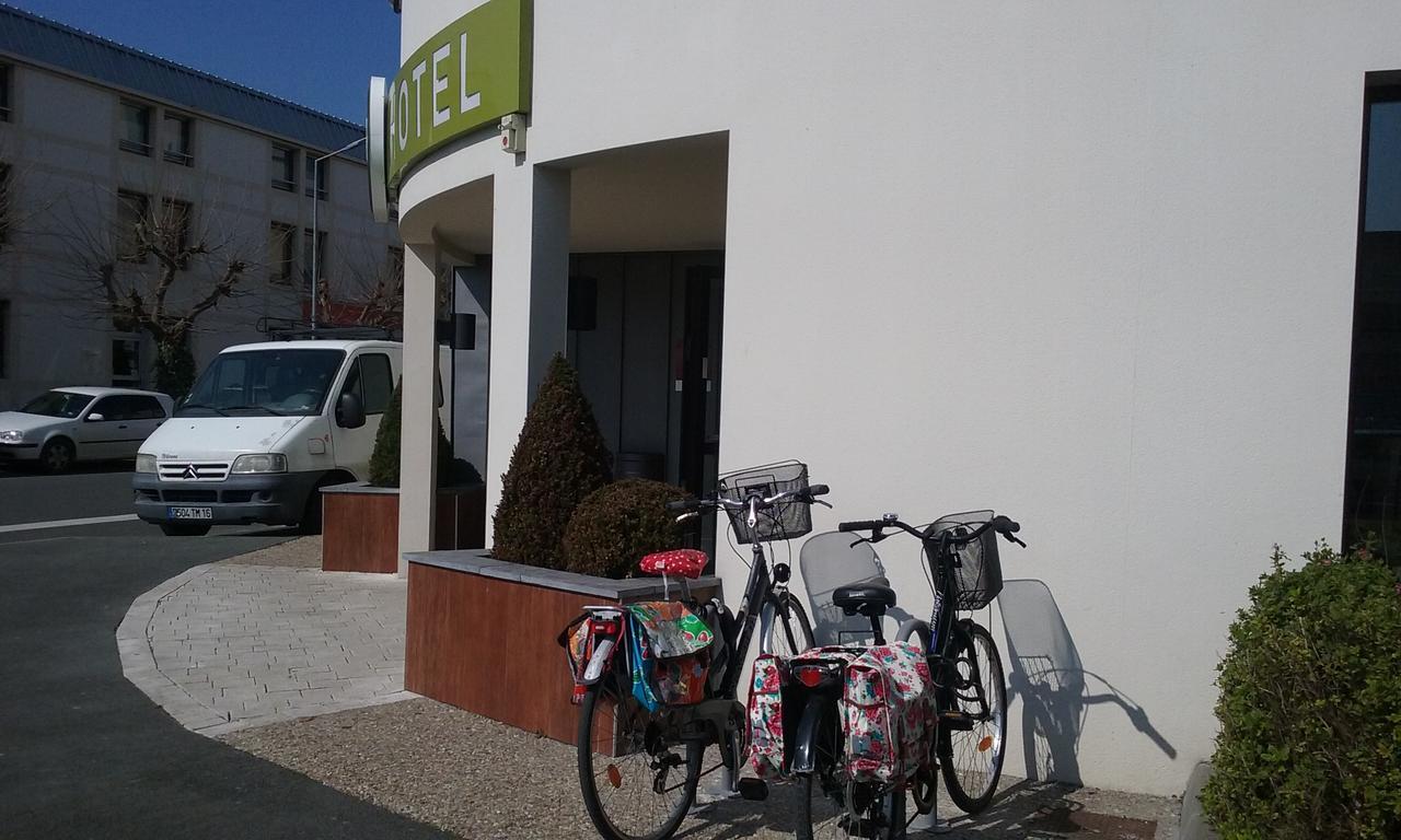 B&B Hotel La Rochelle Centre Exterior photo